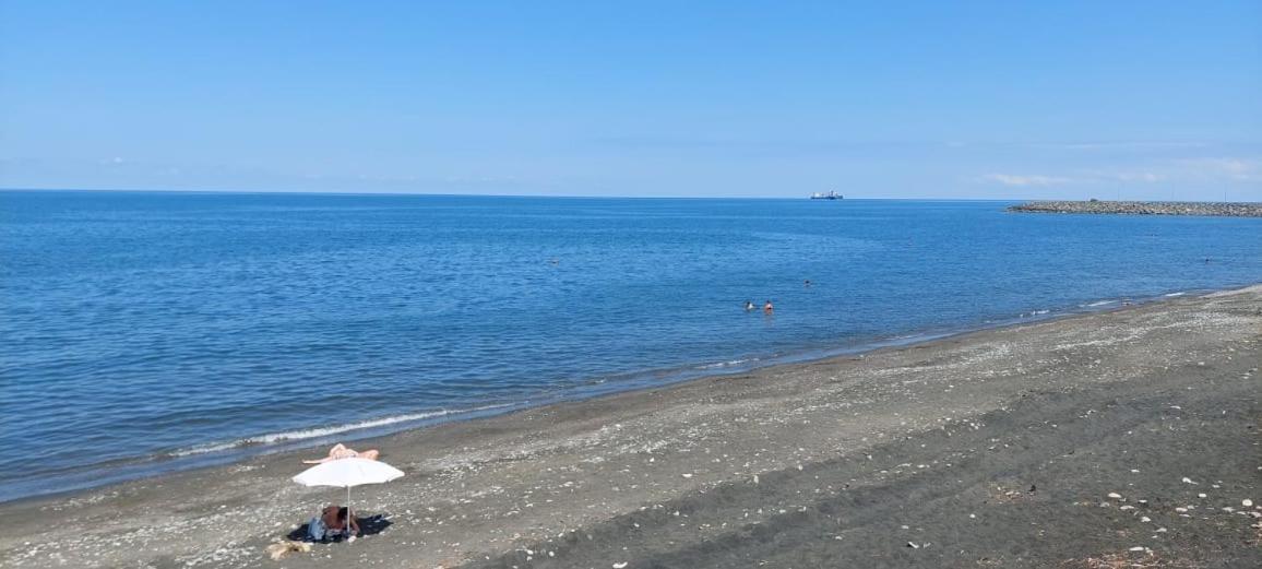 Hotel Ergo Batumi Esterno foto