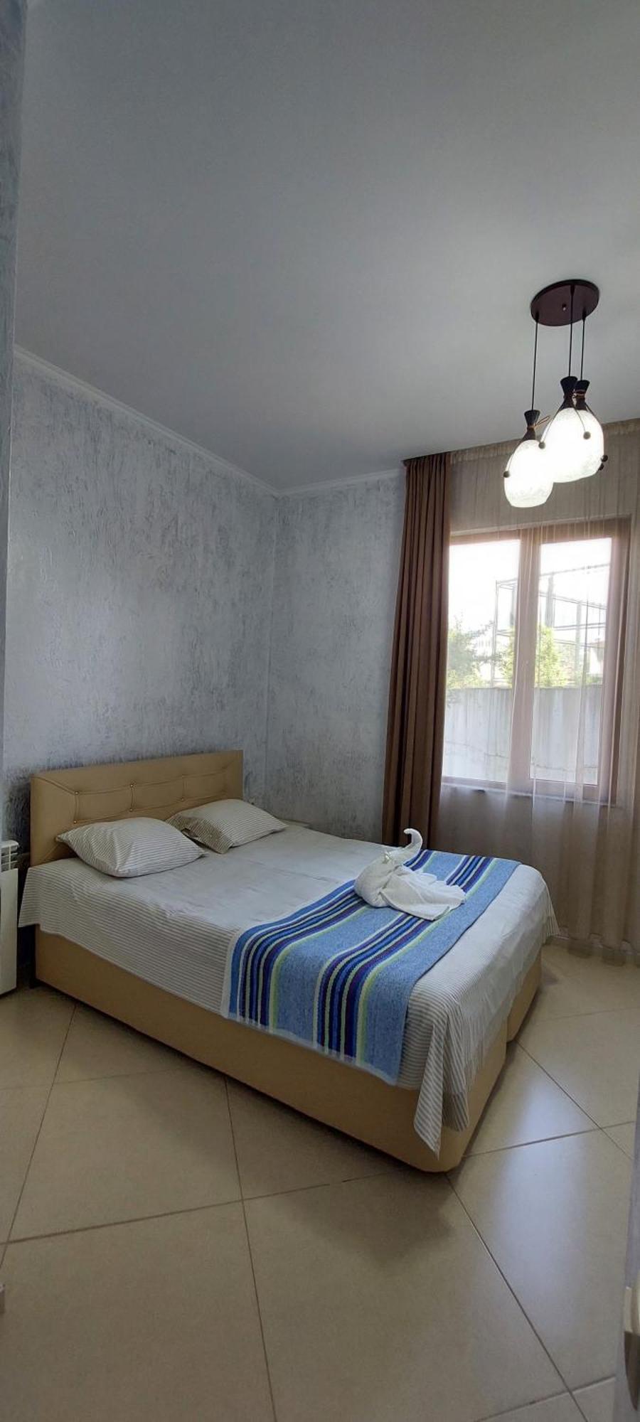 Hotel Ergo Batumi Esterno foto
